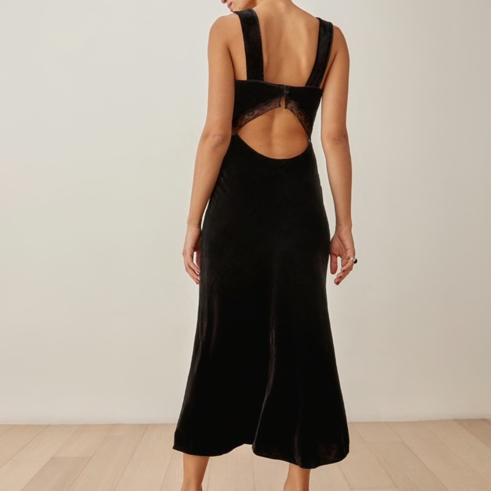 SOLD Reformation Lorenzo velvet dress - Picture 5 of 5